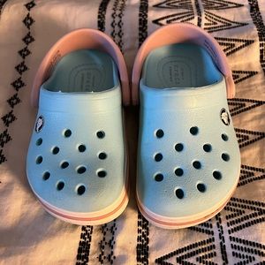 Toddler Crocs Size 6
